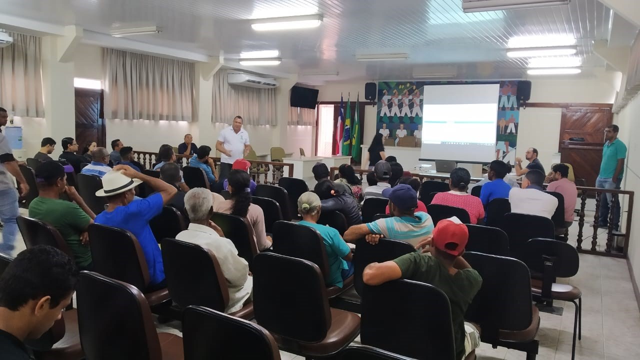 Camacã: Produtores rurais se reúnem para discutir a Agricultura Familiar